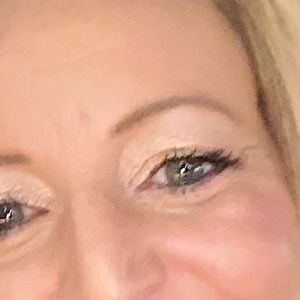 Meet your Posher, Posh